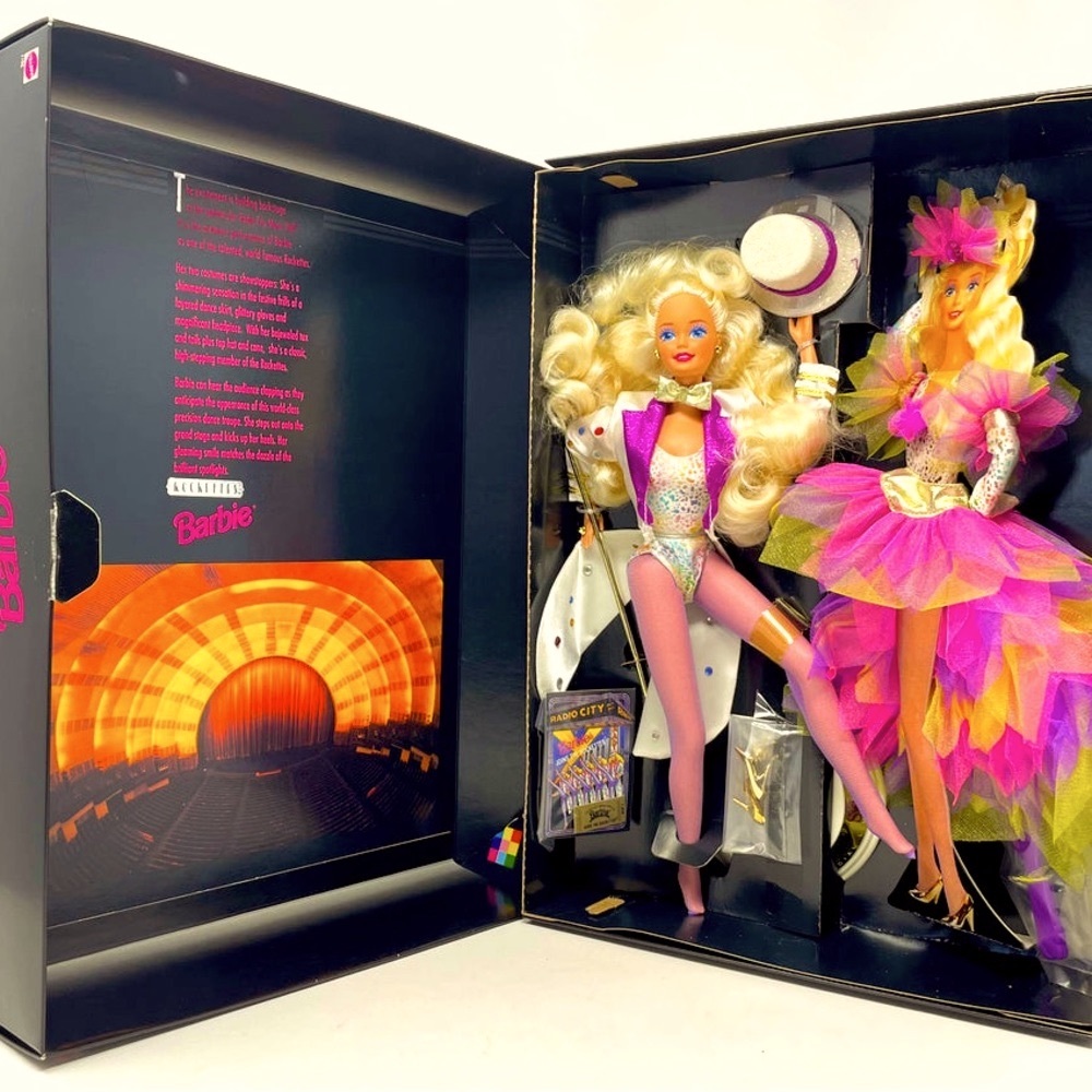 FAO SCHWARZ ROCKETTES BARBIE - BLONDE - LIMITED EDITION, MATTEL 1992, NRFB